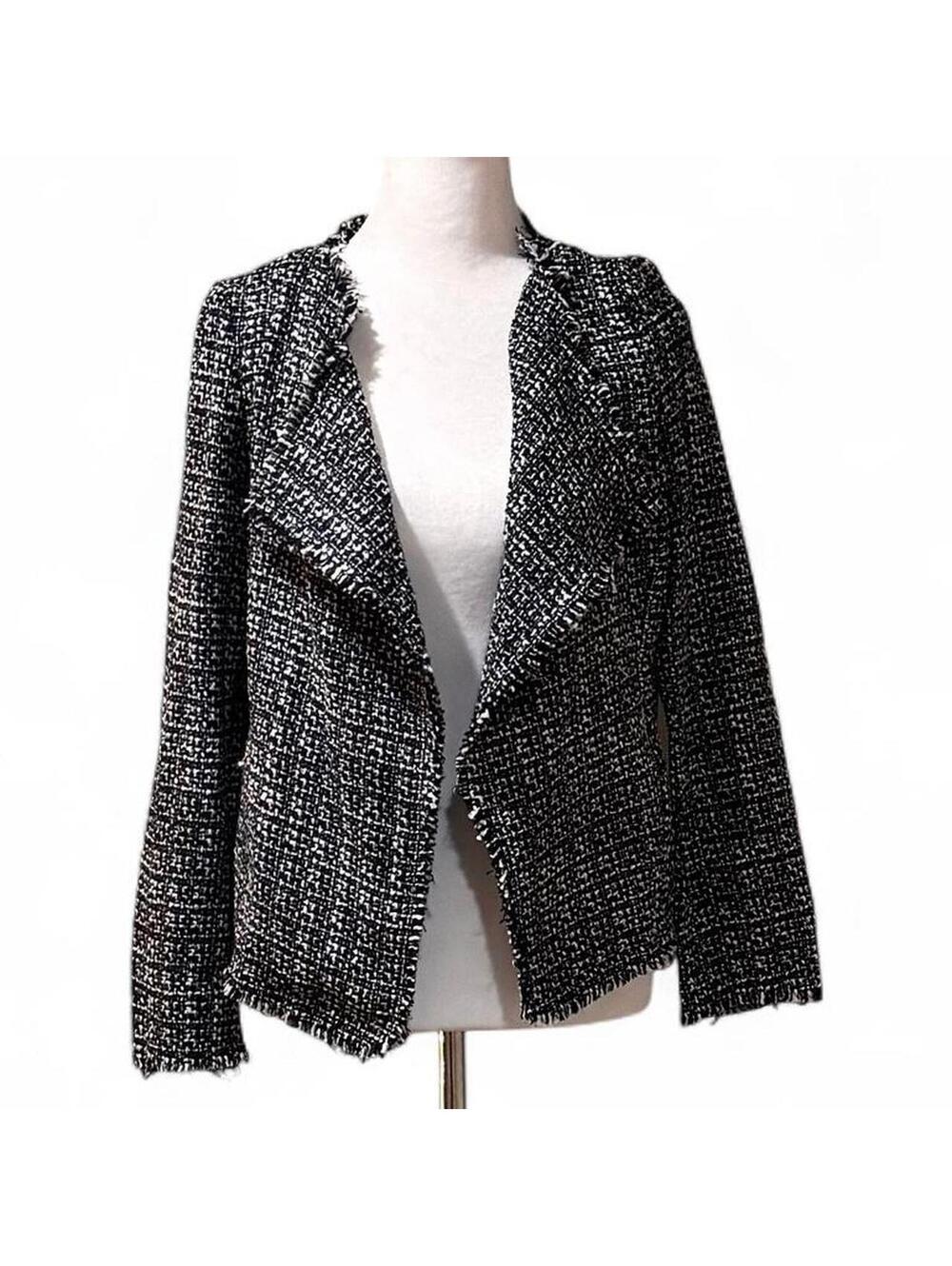 Black and white tweed open-front jacket #tweedjacket #jacket